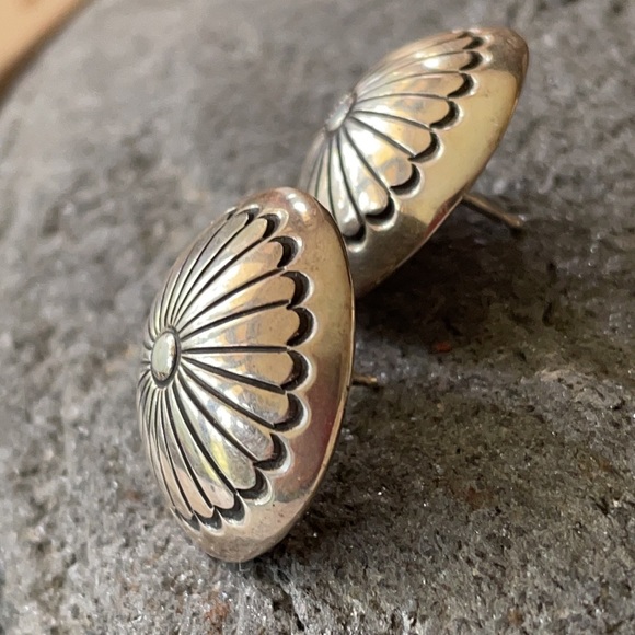 Vintage Native American Sterling Flower Concho Earrings - Picture 11 of 11